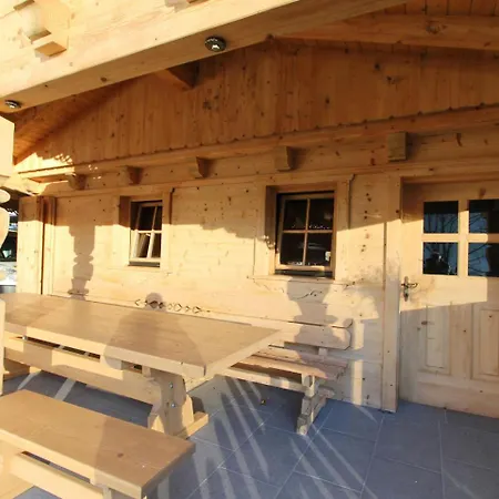 Chalet Schiestl شاليه هينزنبرغ